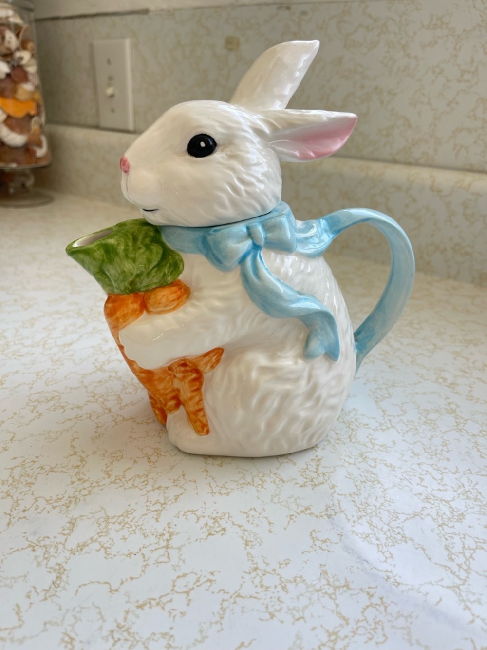 WHIMSY CERAMIC EASTER BUNNY RABBIT English COTTAGE TEA POT CARROTS SPRING DECOR